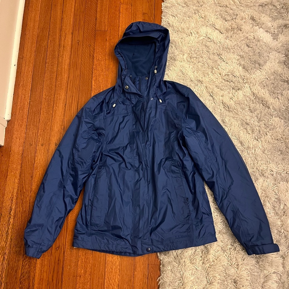 LL Bean Blue Hooded Rain Jacket Windbreaker Men's Size Small ID 293745